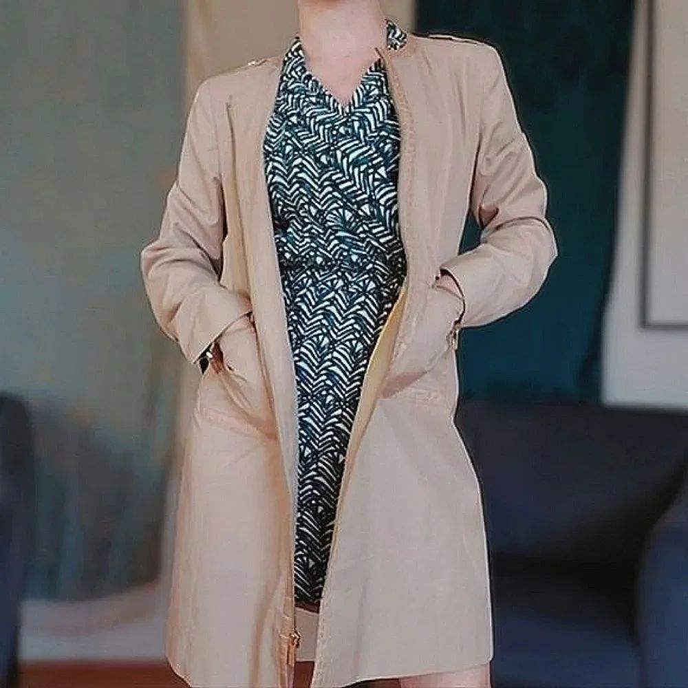 Via Spiga waterproof sand tone rain trench size XS